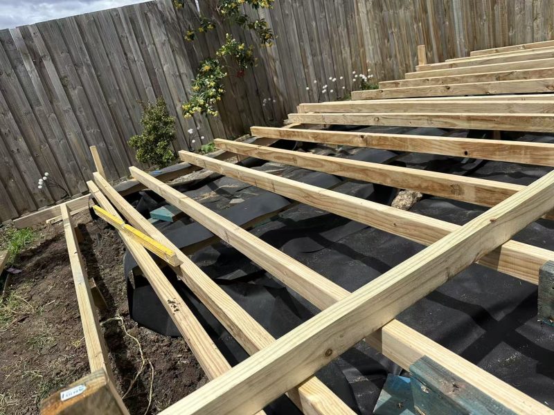 Kew house decking
